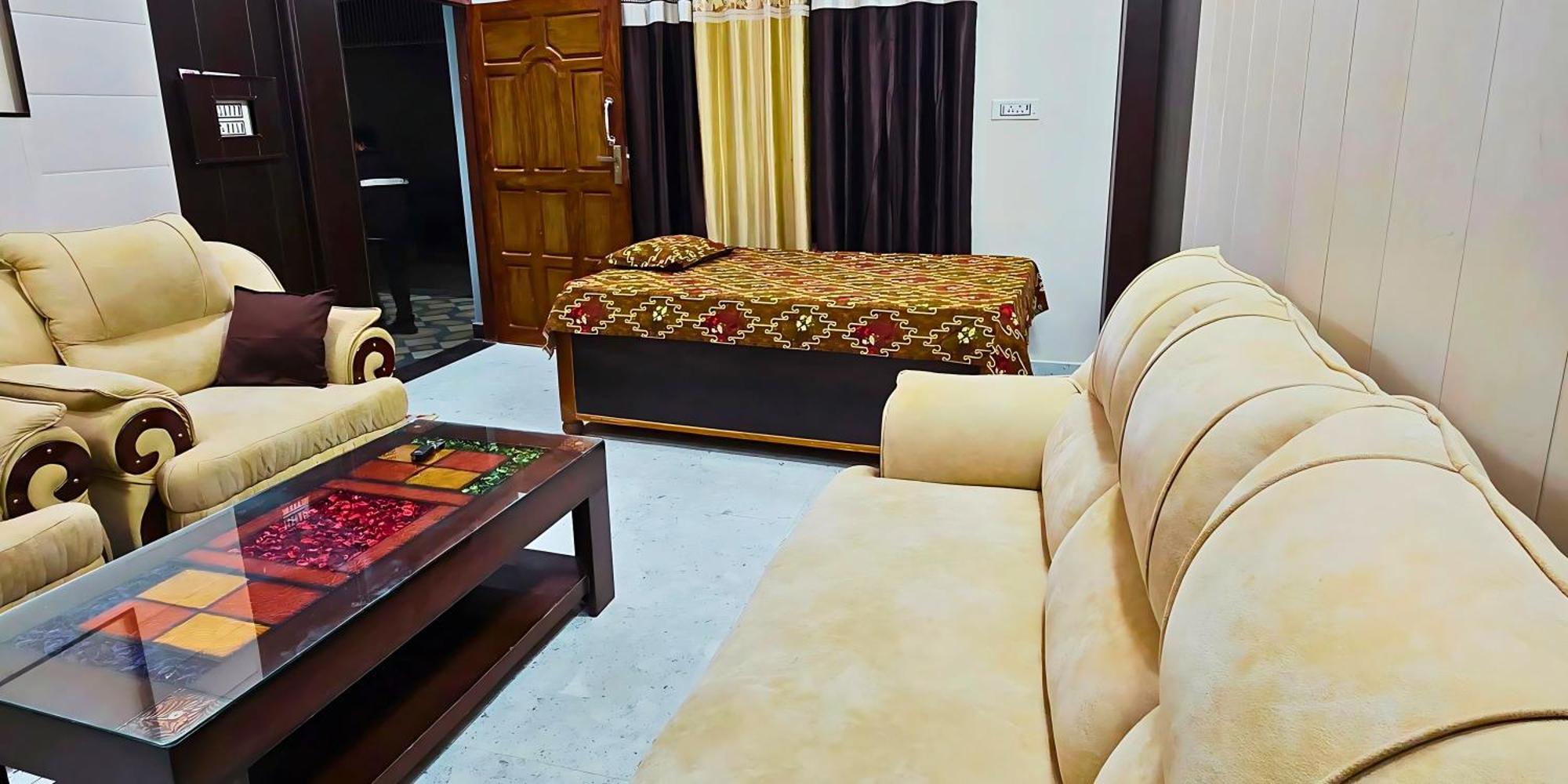 Ramayana Grand Hotel Ayodhya Экстерьер фото